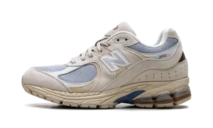 2002R "Sandstone" M2002RBZ