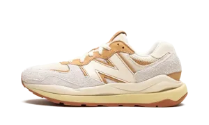 57/40 "Todd Snyder - Stony Beach"