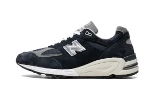 990V2 "Navy/White" M990NB2