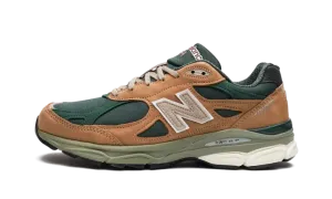 990v3 "Made in USA - Tan / Green" M990WG3