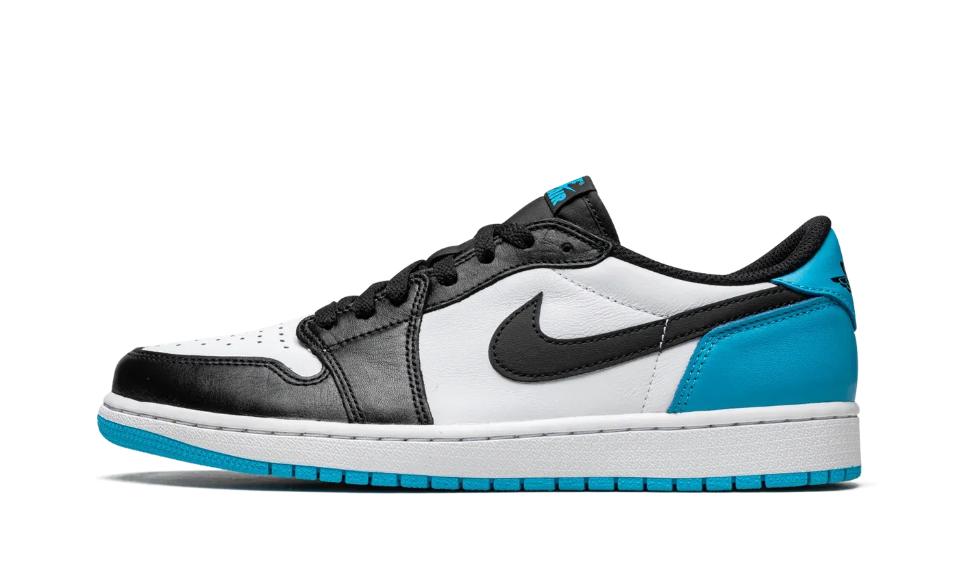 Air Jordan 1 Low OG "UNC" CZ0790 104