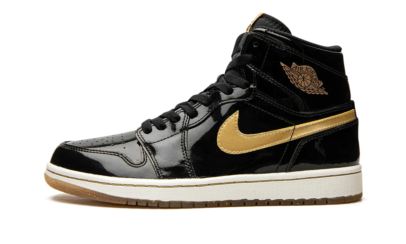 Air Jordan 1 Retro High OG "Black/Metallic Gold"