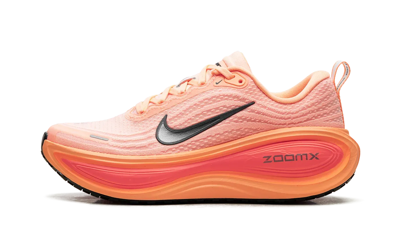 Vomero Plus "Orange Pulse" HV8150 801