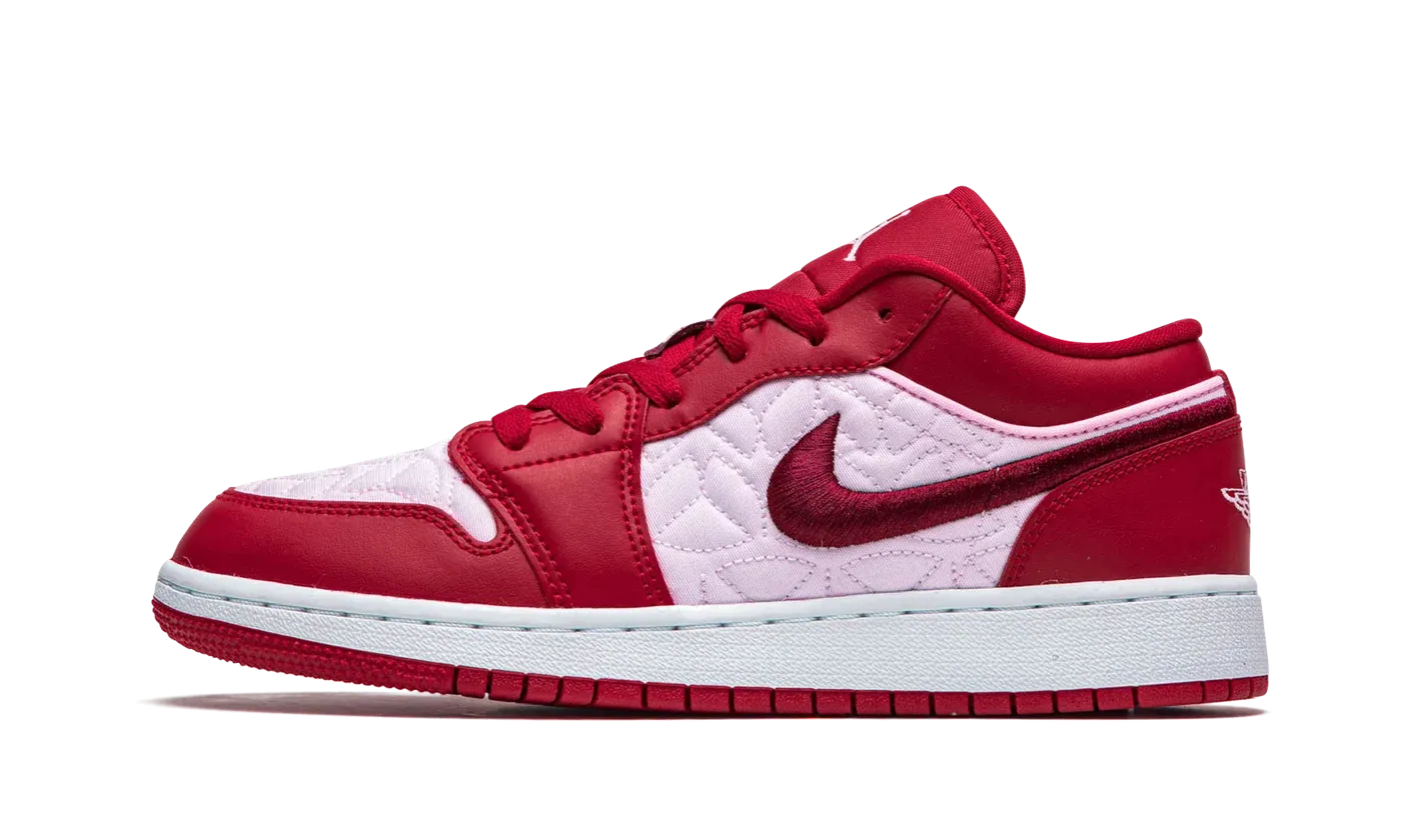 Air Jordan 1 Low SE GS "Pink Quilt"