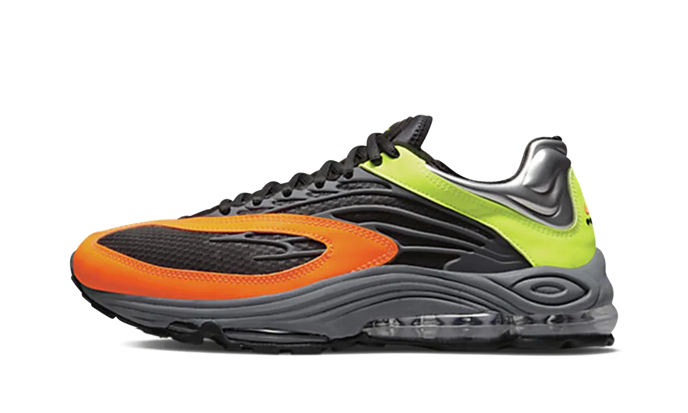Air Tuned Max "Black Volt Orange" DH4793 700