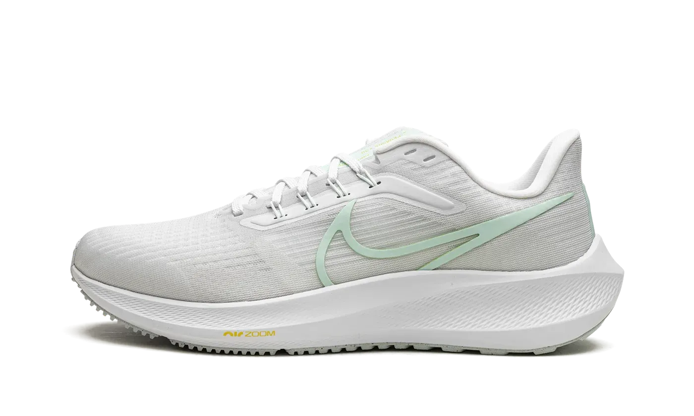 AIR ZOOM PEGASUS 39 MNS WMNS "Barely Green" DH4072 102