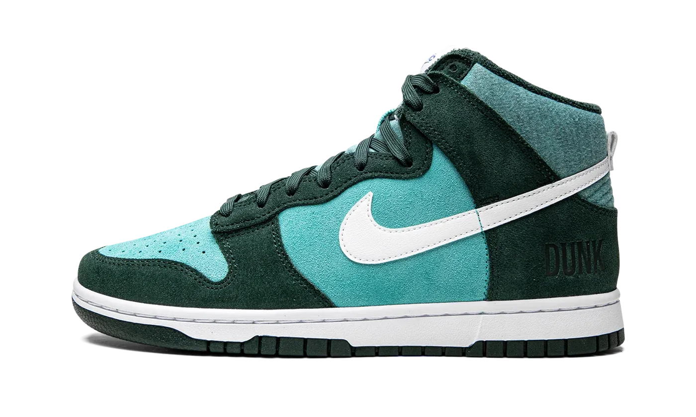 Dunk Hi Retro SE "Athletic Club - Pro Green" DJ6152 300