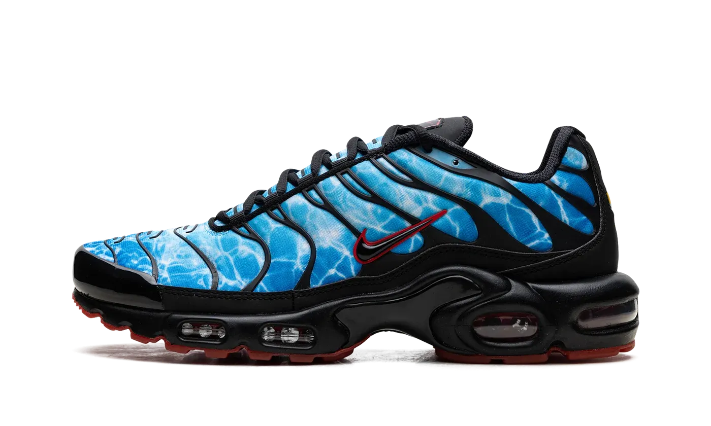 Air Max Plus "Shark Attack" HQ3824 001