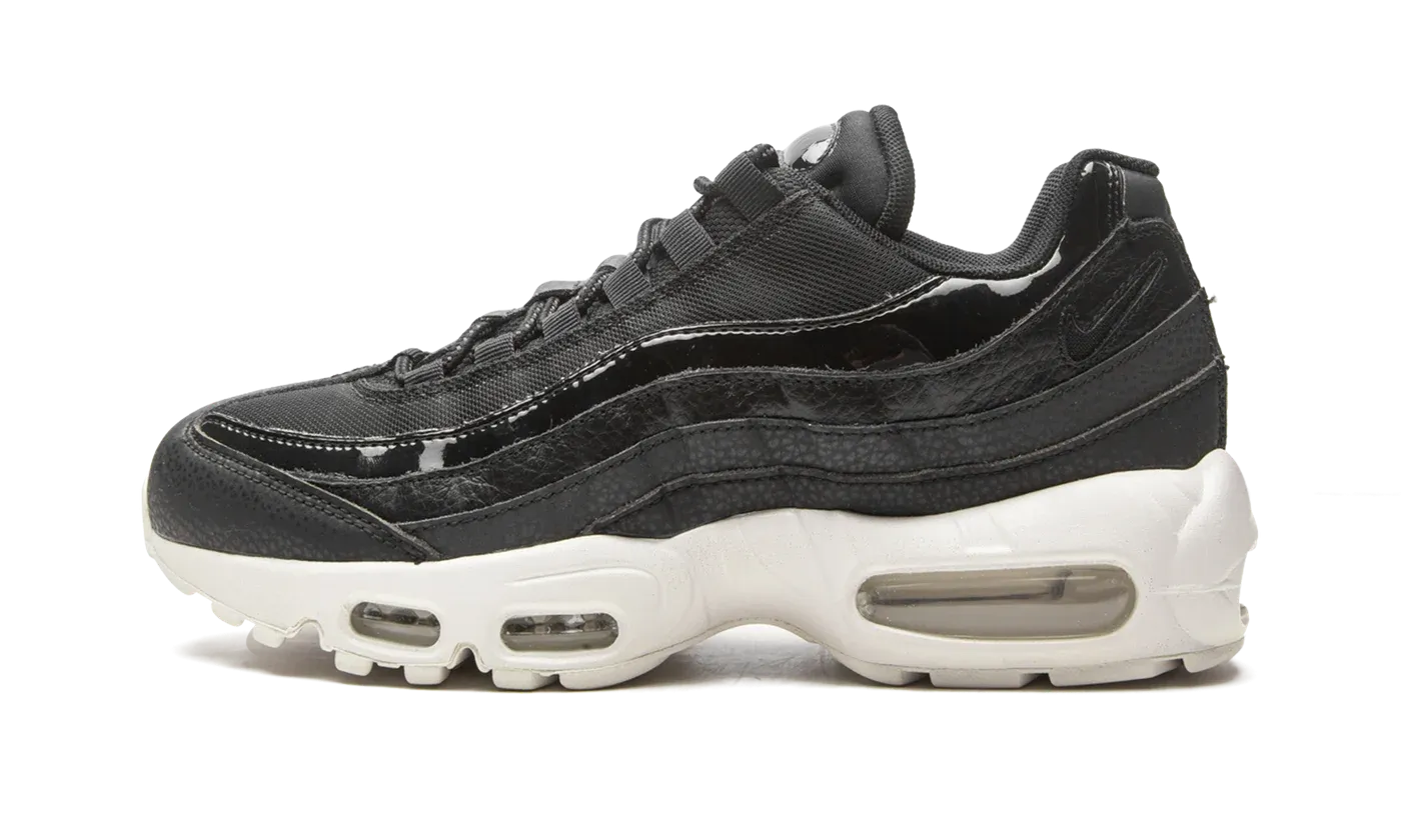 AIR MAX 95 SE MNS WMNS AQ4138 001
