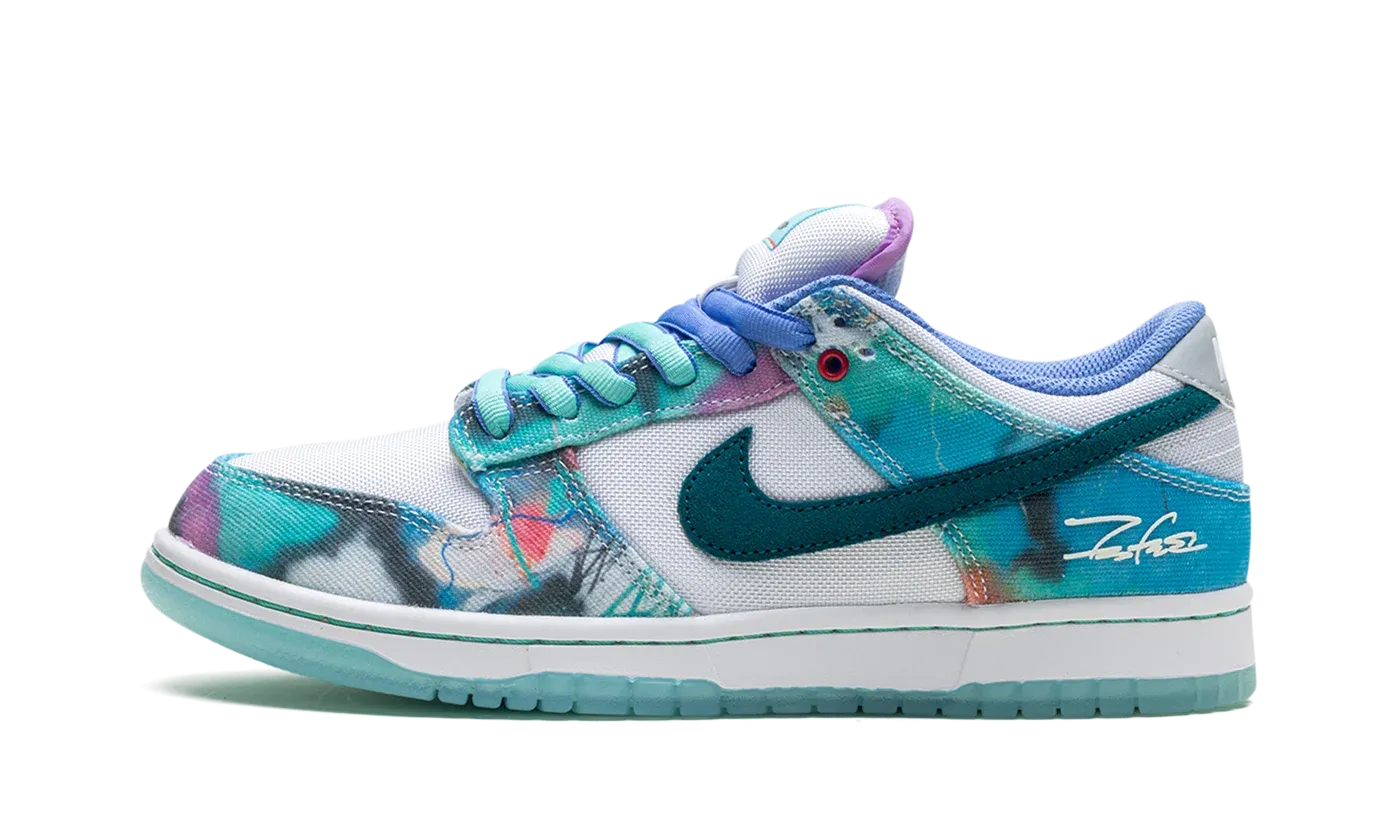 Dunk Low SB "Futura Laboratories - Bleached Aqua" HF6061 400