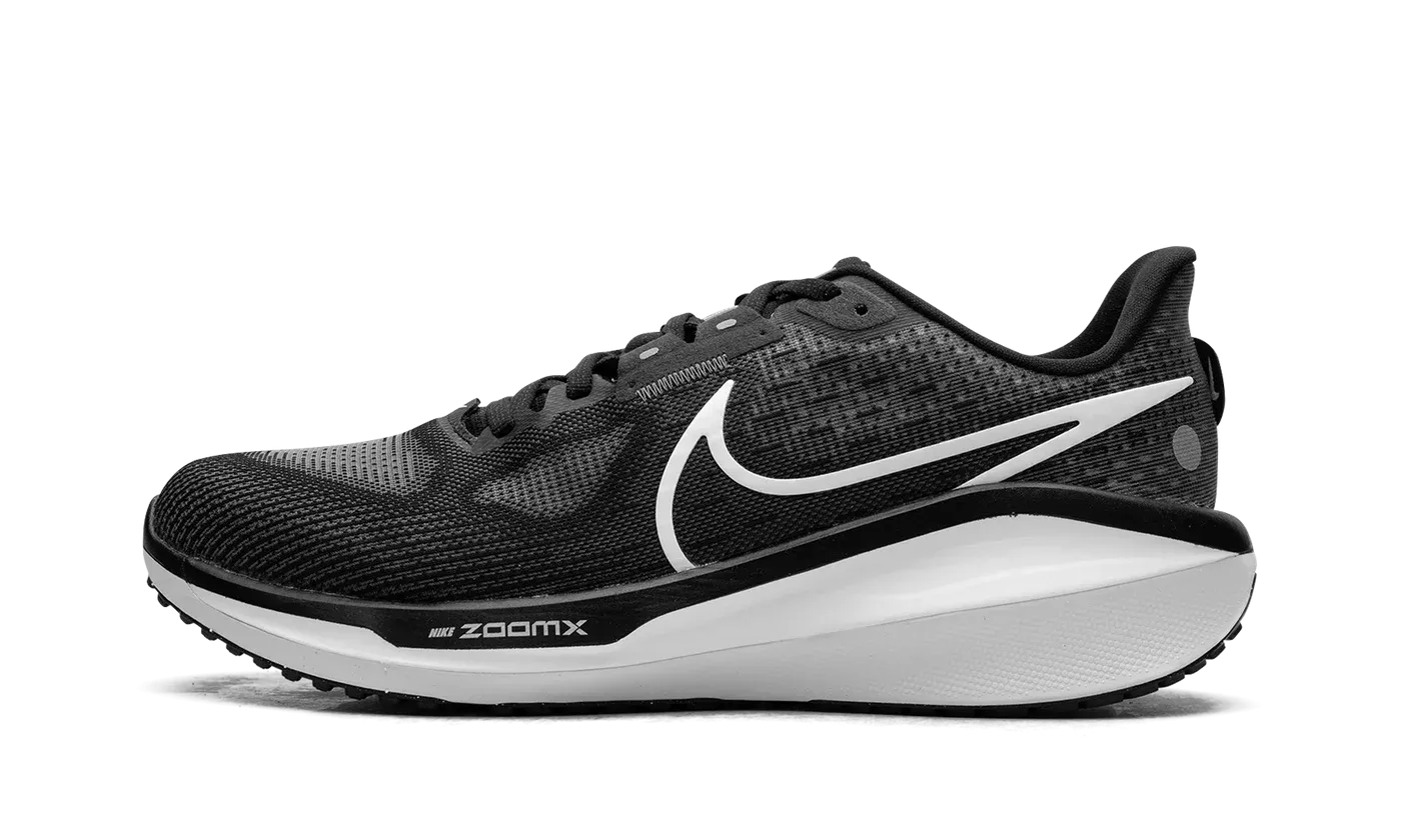 Vomero 17 "Black White" FB1309 004