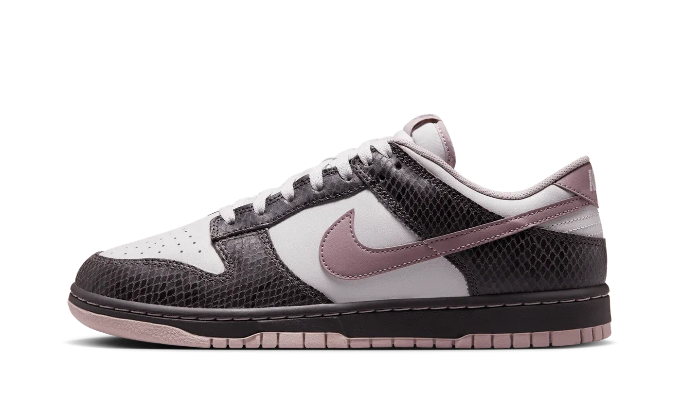 Dunk Low SE "Medium Ash Violet Snakeskin" HV6932 299