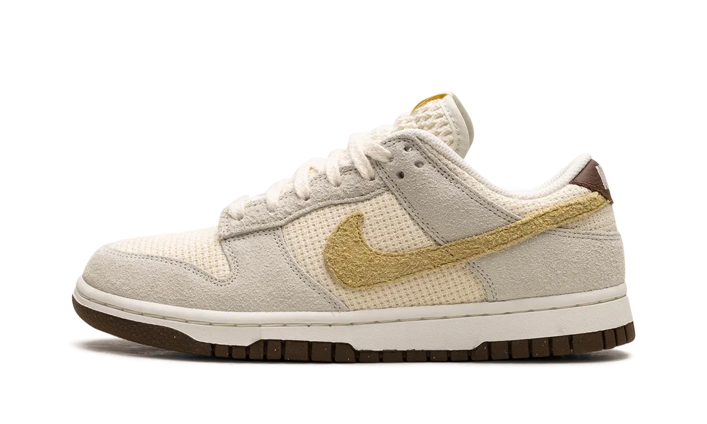 DUNK LOW WMNS "Coconut Milk" FN7774 001