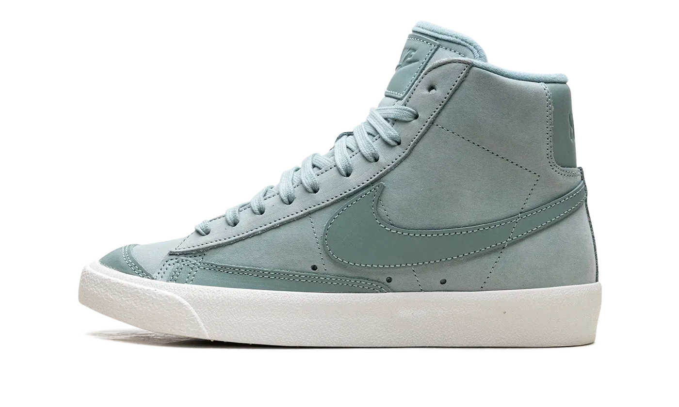 Blazer Mid WMNS "Mineral" DQ7572 300