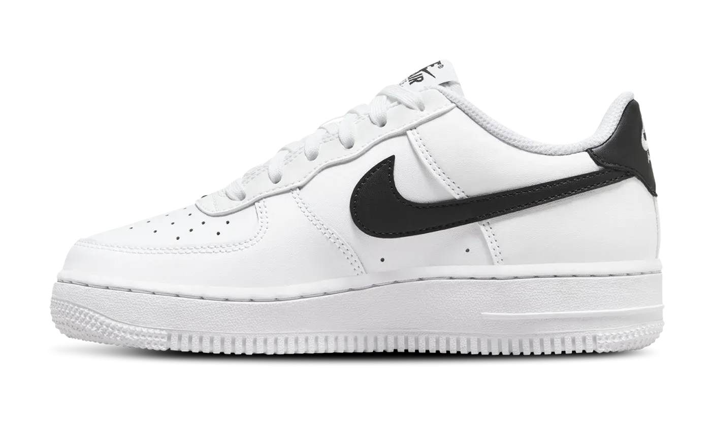 Air Force 1 Low "White Black" FV5948 101