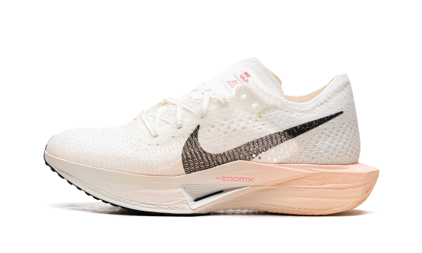 ZoomX Invincible Run 3 WMNS "Sail Guava Ice" DV4130 103