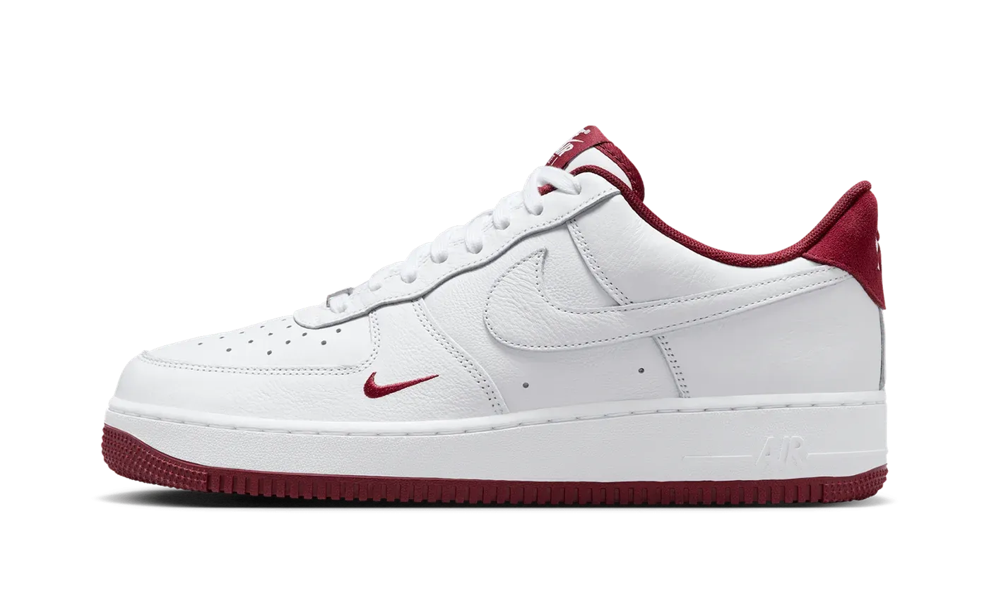 Air Force 1 Low '07 LV8 "White Team Red" HM9483 100
