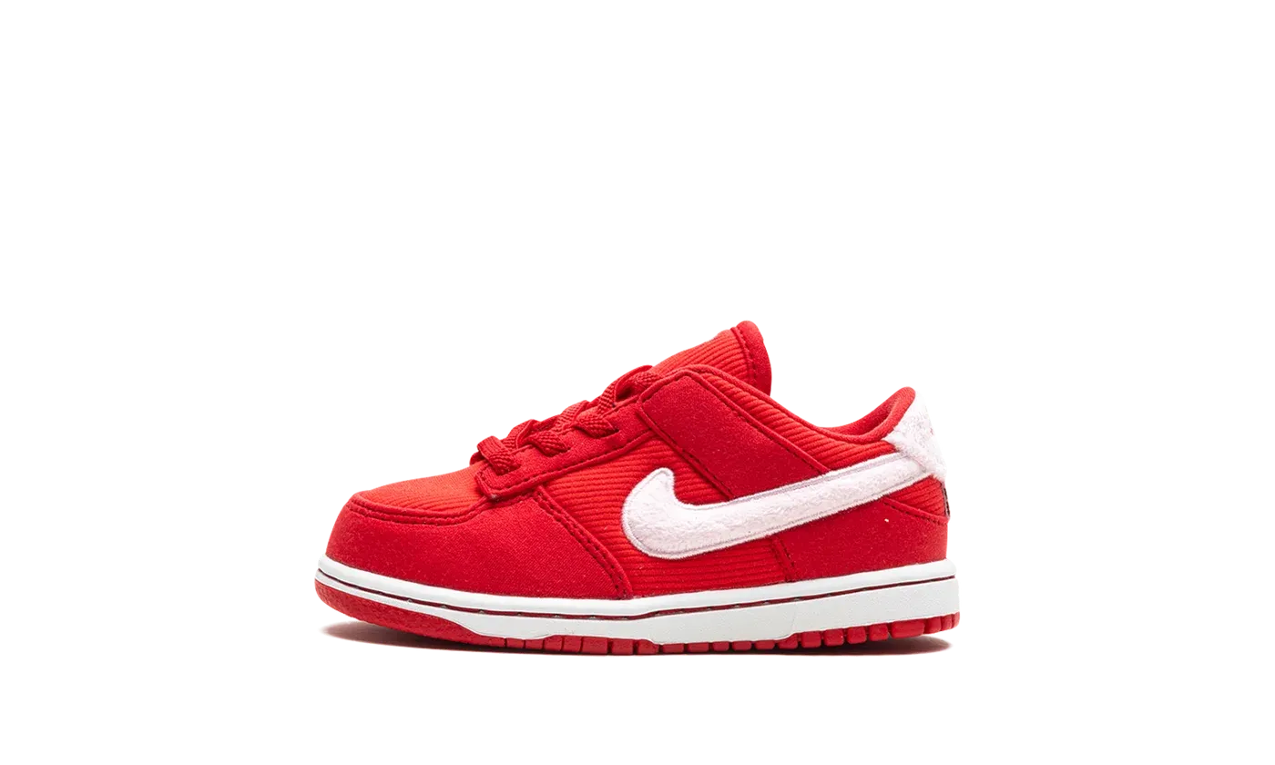 Dunk Low TD "Valentine's Day Solemates" FZ3551 612