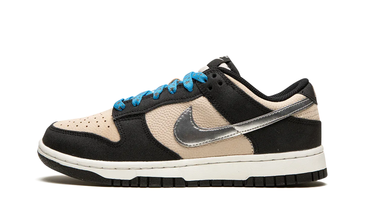 DUNK LO MNS WMNS "Starry Laces" DZ4712 001