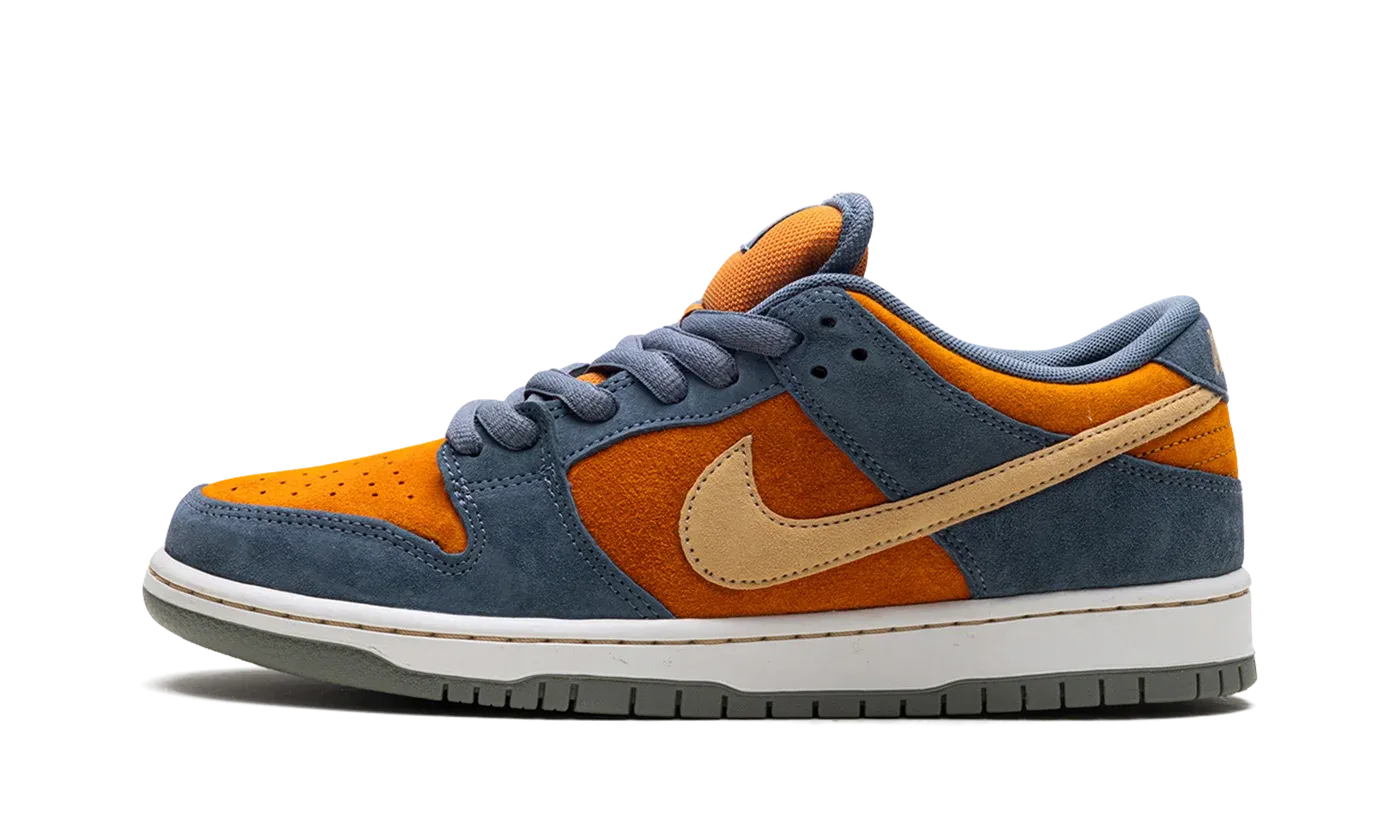 SB Dunk Low Pro "Light Carbon" HF3063 002