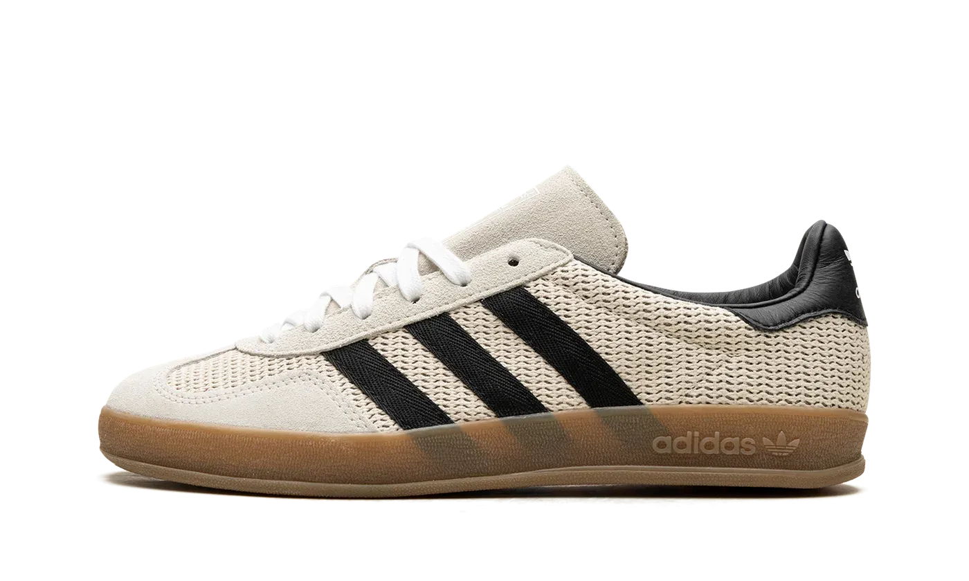 Gazelle Indoor "Aluminum / Core Black" IH4769