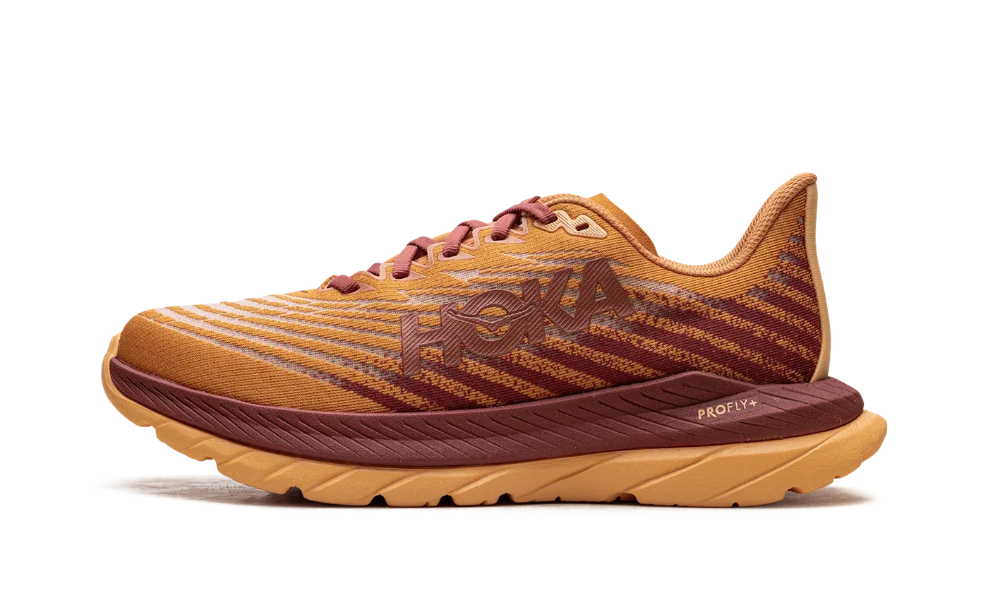 ONE HOKA Mach 5 "Orange" 1127893 AHRT