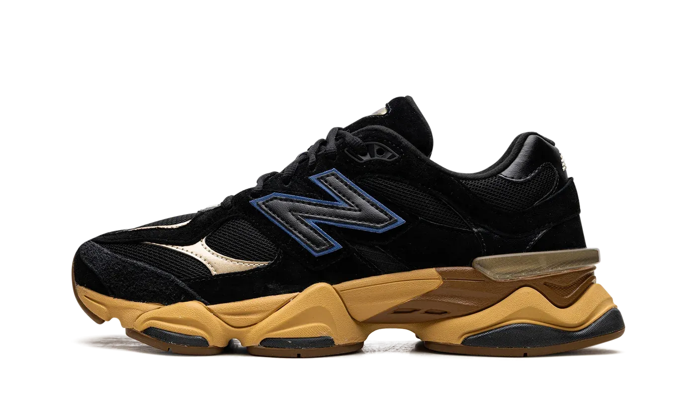 9060 "Black Royal Gum" U9060RE