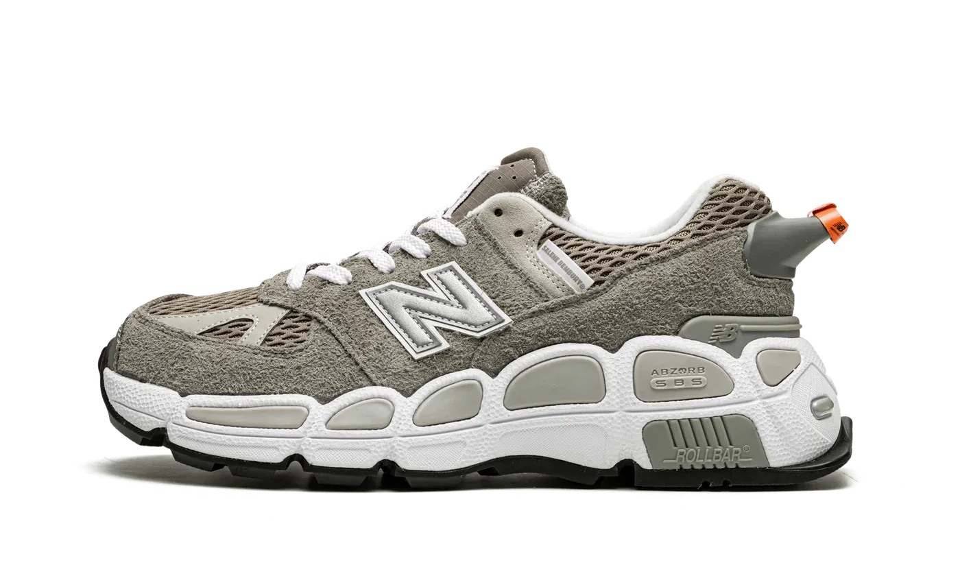 574 "Salehe Bembury - Yurt" MS574YSC