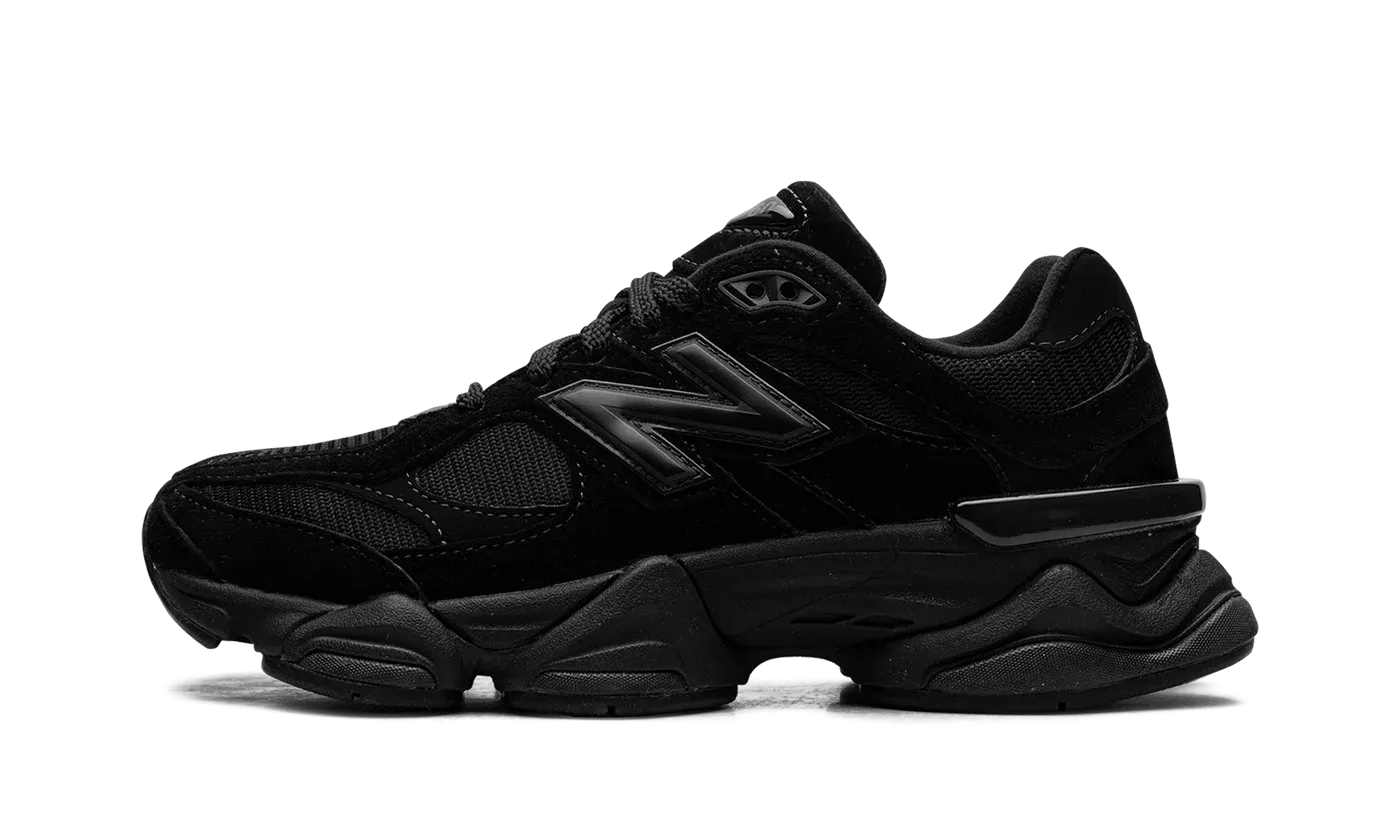 9060 "Triple Black" U9060BPM