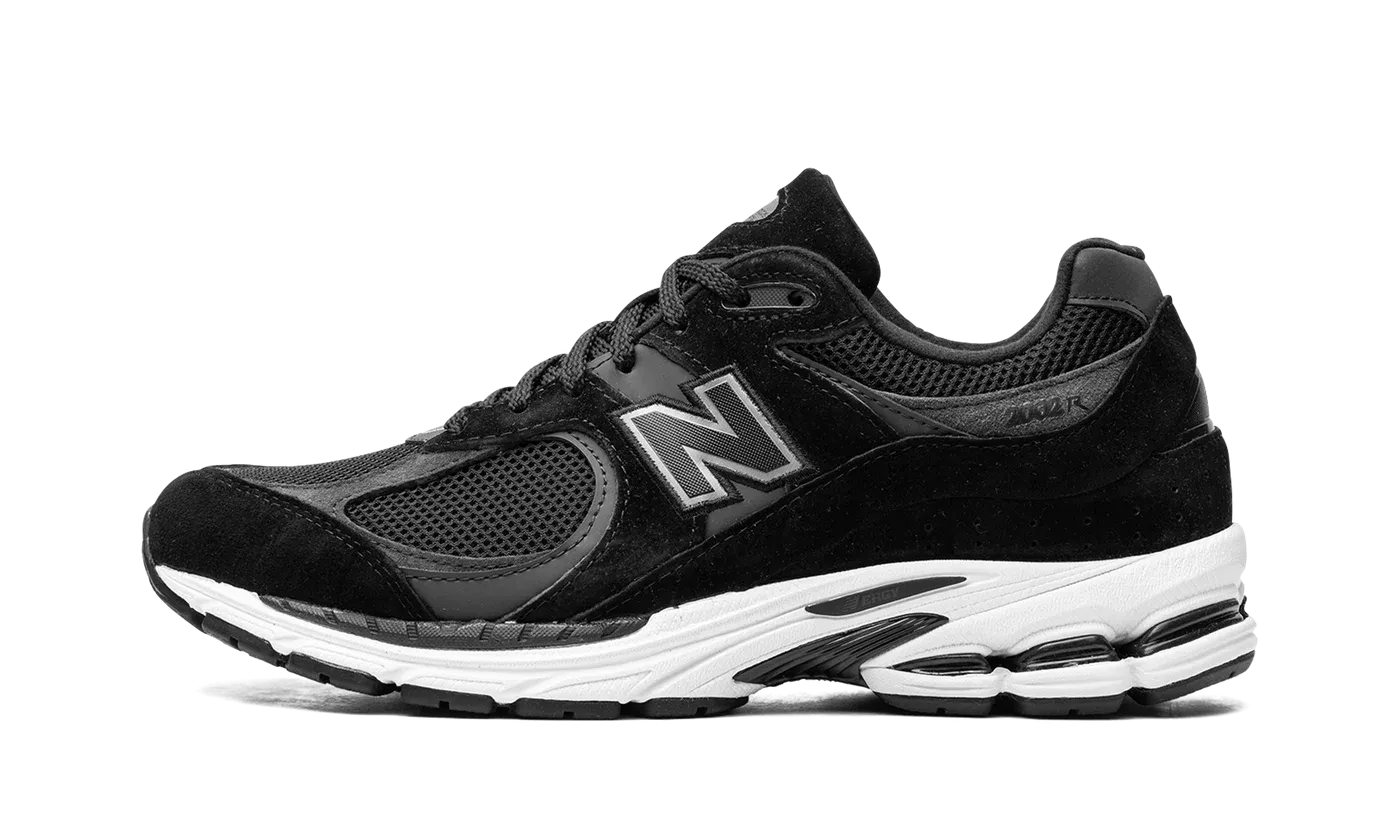 2002R "Black / Gunmetal" M2002RBK