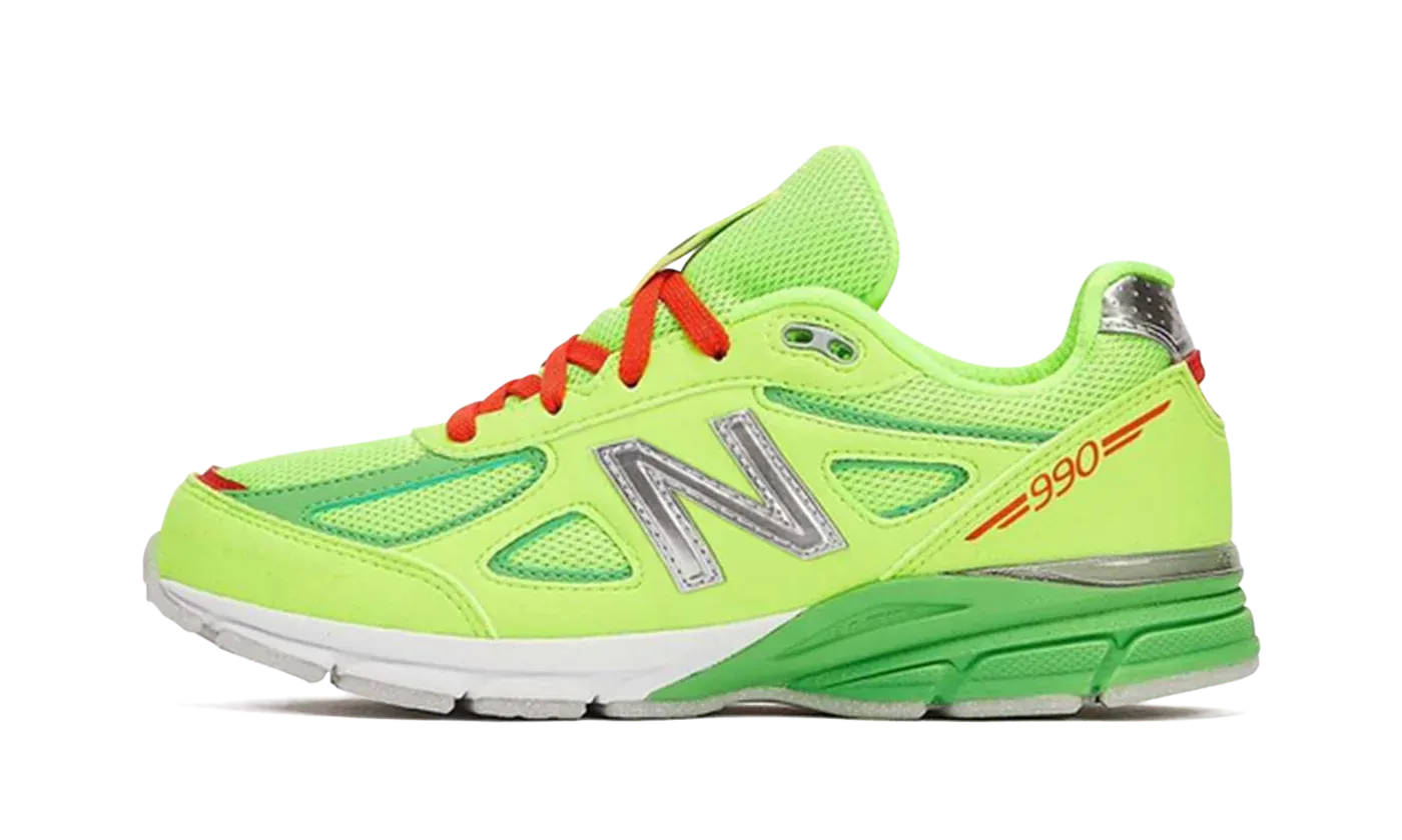 990v4 GS "DTLR - Festive"