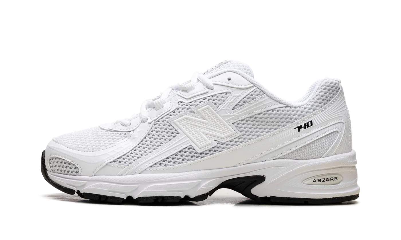 740 "Triple White" U740WW2