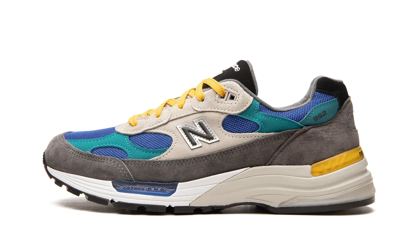 992 "Grey / Blue / Teal / Yellow"
