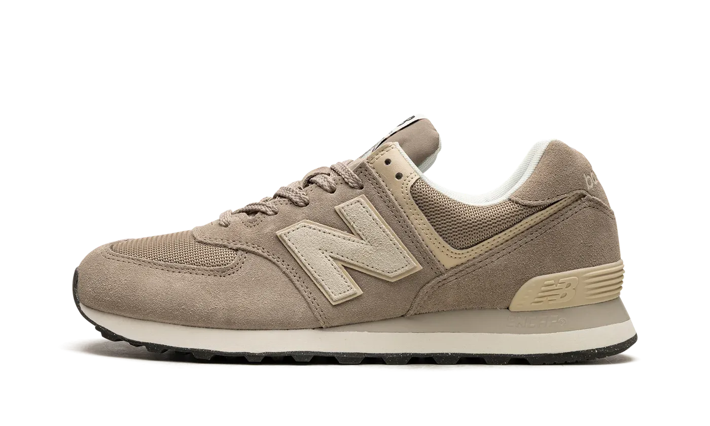 574 "Beige / White"