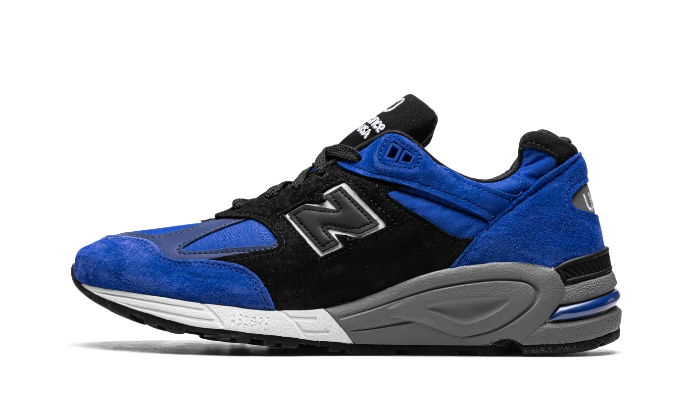 990v2 "Blue/Black" M990PL2