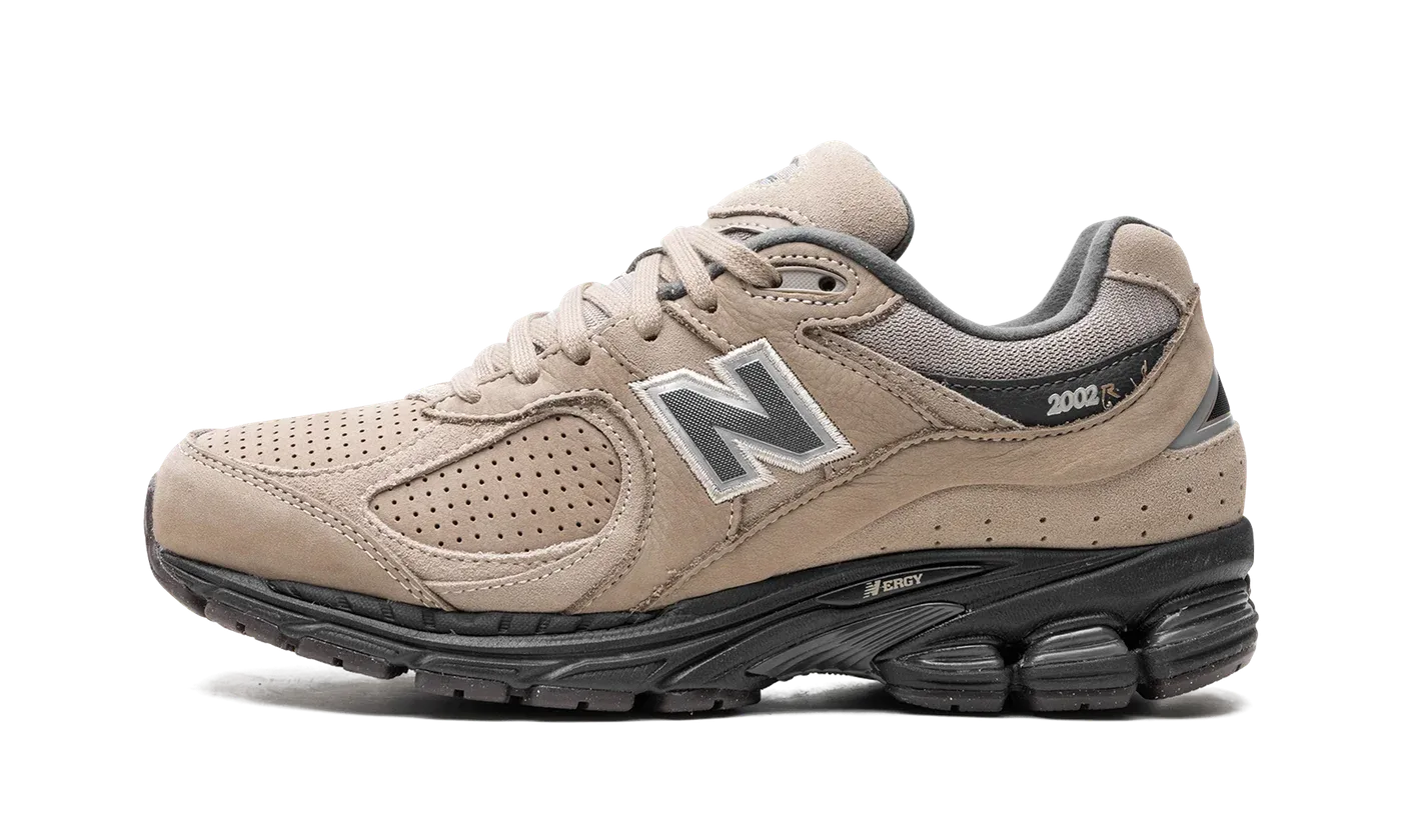 2002R "Driftwood" M2002REG