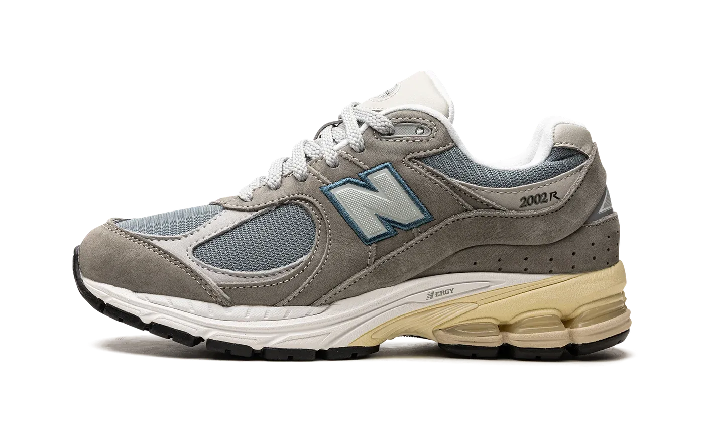 2002R "Steel Blue" M2002RNA