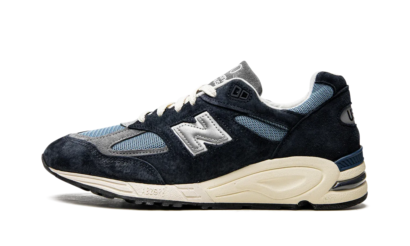 990v2 "Teddy Santis - Navy" M990TB2