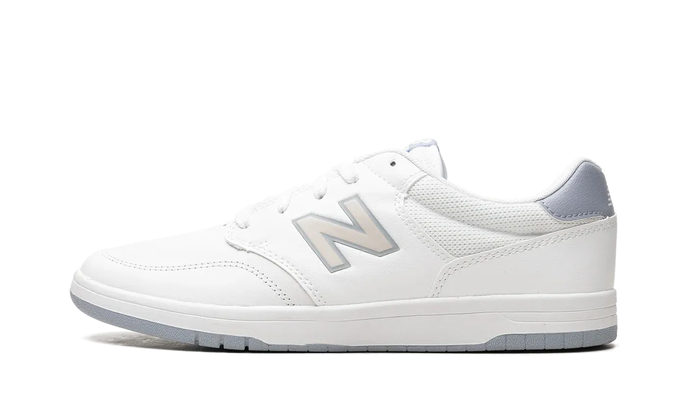 Numeric 425 "White / Platinum" NM425NAS