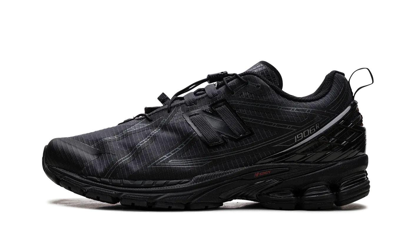 1906R "Black Magnet" M1906RNB