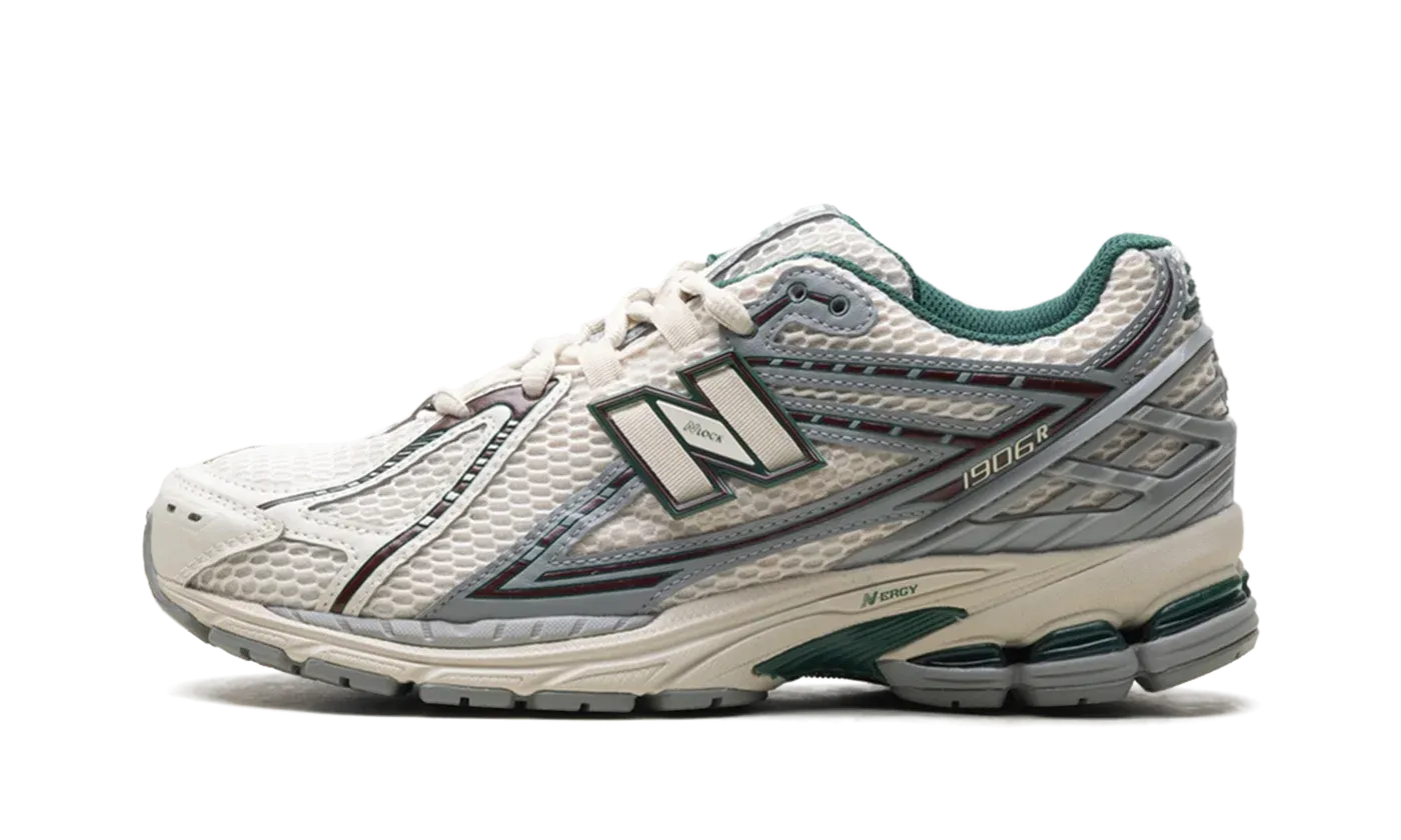 1906R "Cream Green" M1906RNR