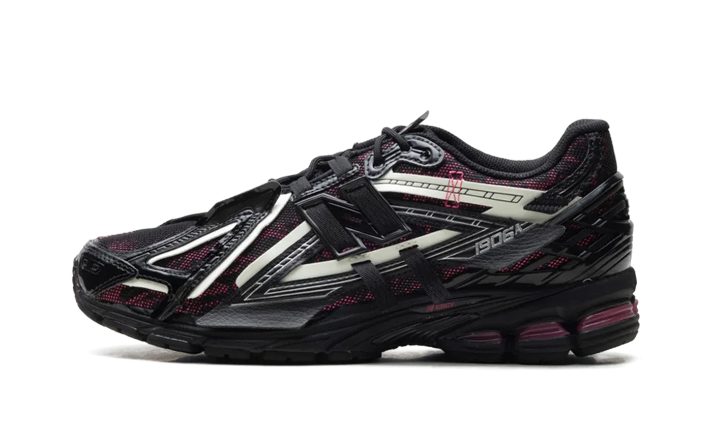 1906A "Black Drogon Berry" U1906AD