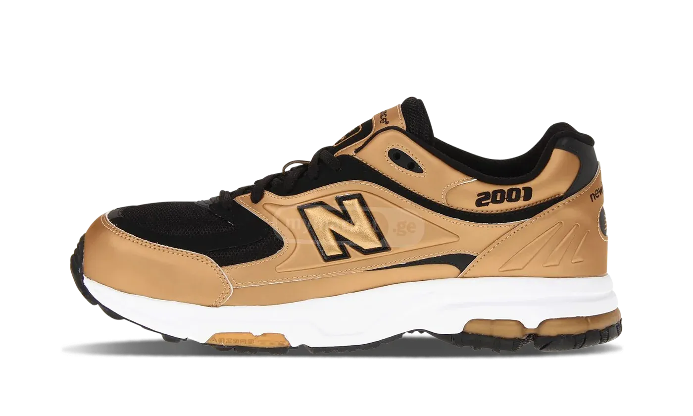 2001 "Gold Black" M2001CB